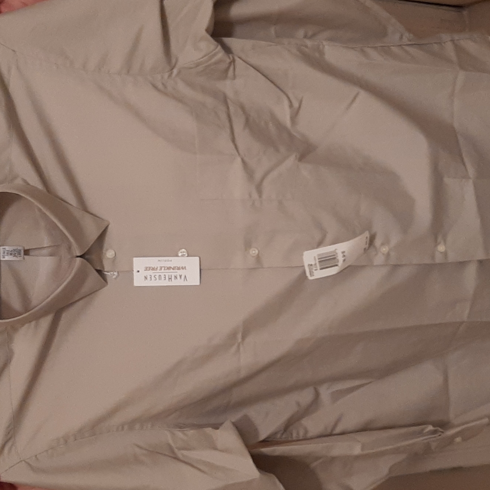 Long sleeve dress shirt
